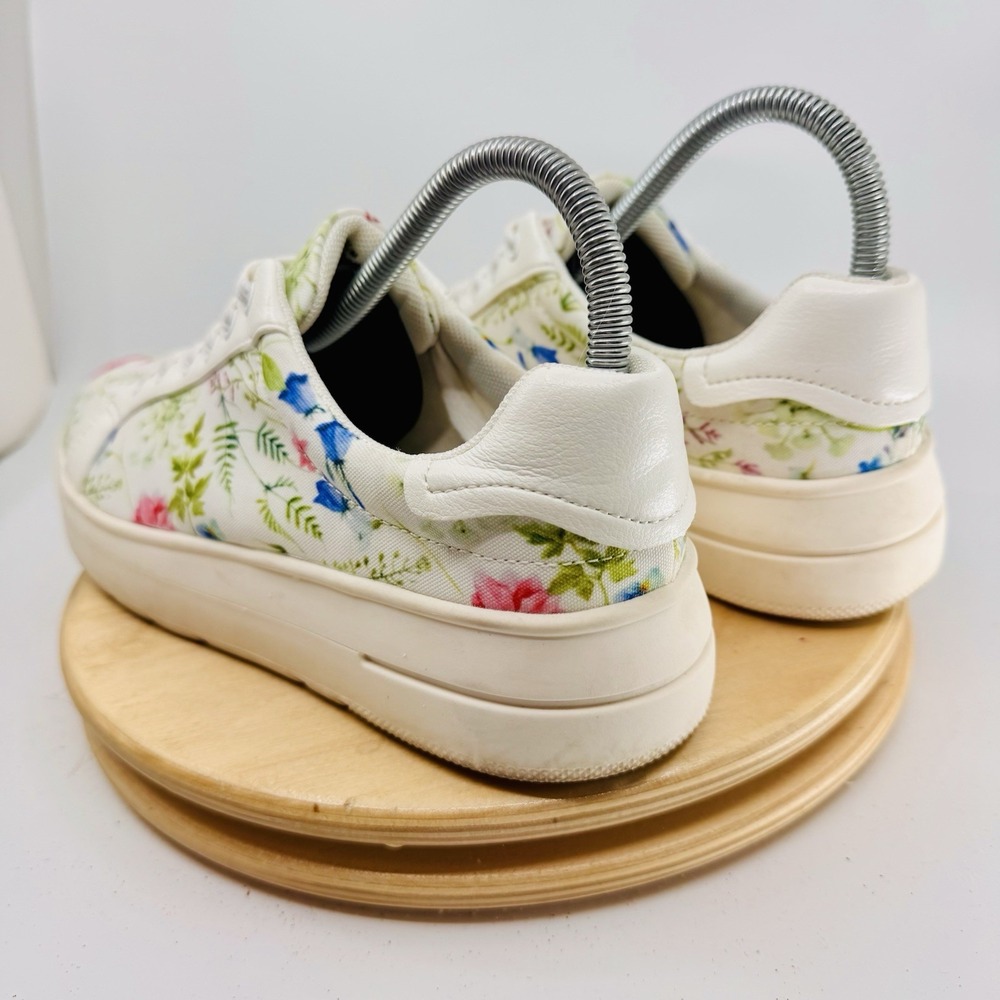 BareTraps‎ Nishelle Sneakers Shoes Womens 7.5 White Floral Canvas Casual - Picture 7 of 8